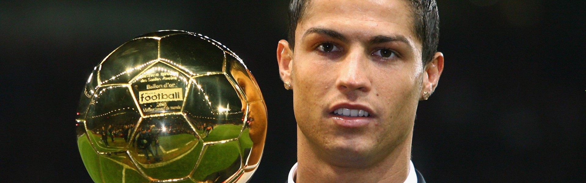 英超豪门重磅签约！顶级中场天价转会创纪录