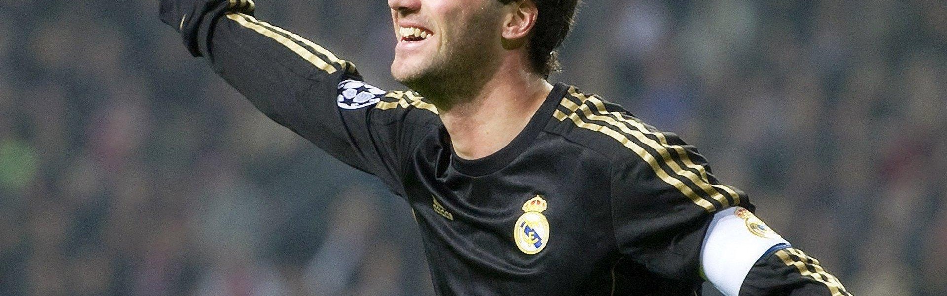 电竞热潮席卷全球，职业联赛收视率创新高，青少年参与度激增