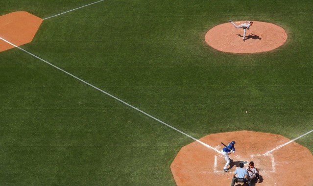 中国女篮逆转夺冠诠释无畏金兰精神，亚洲杯巅峰战彰显团队信念