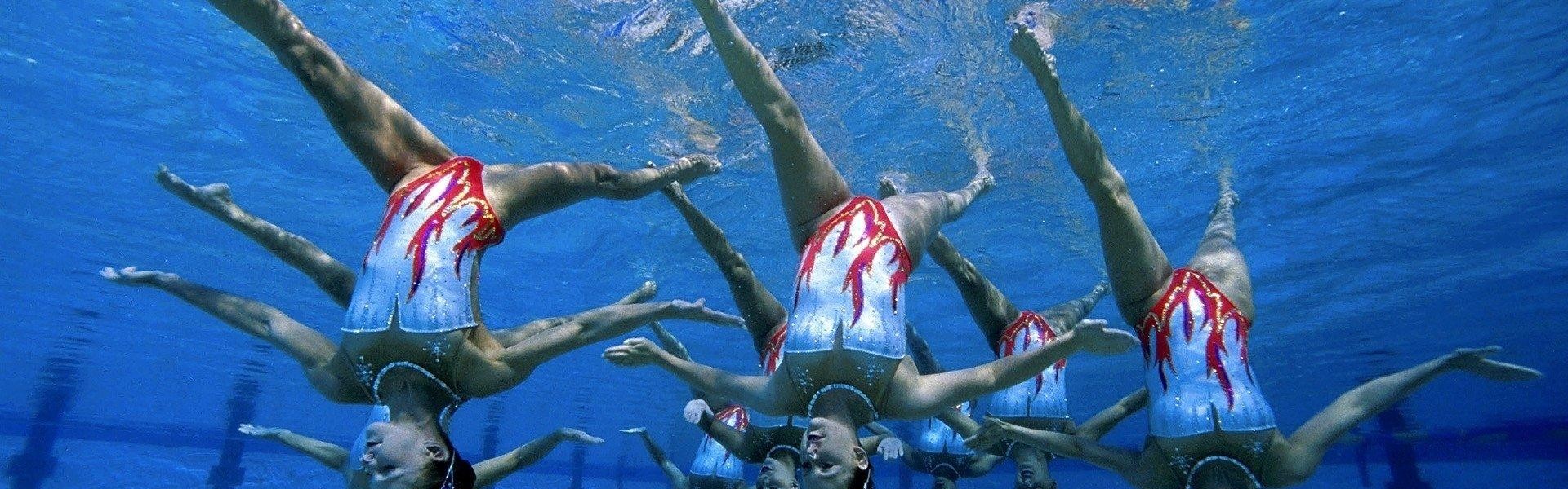 连续两场队内最高分！易建联扛鼎前行，诠释不老传奇与球队脊梁