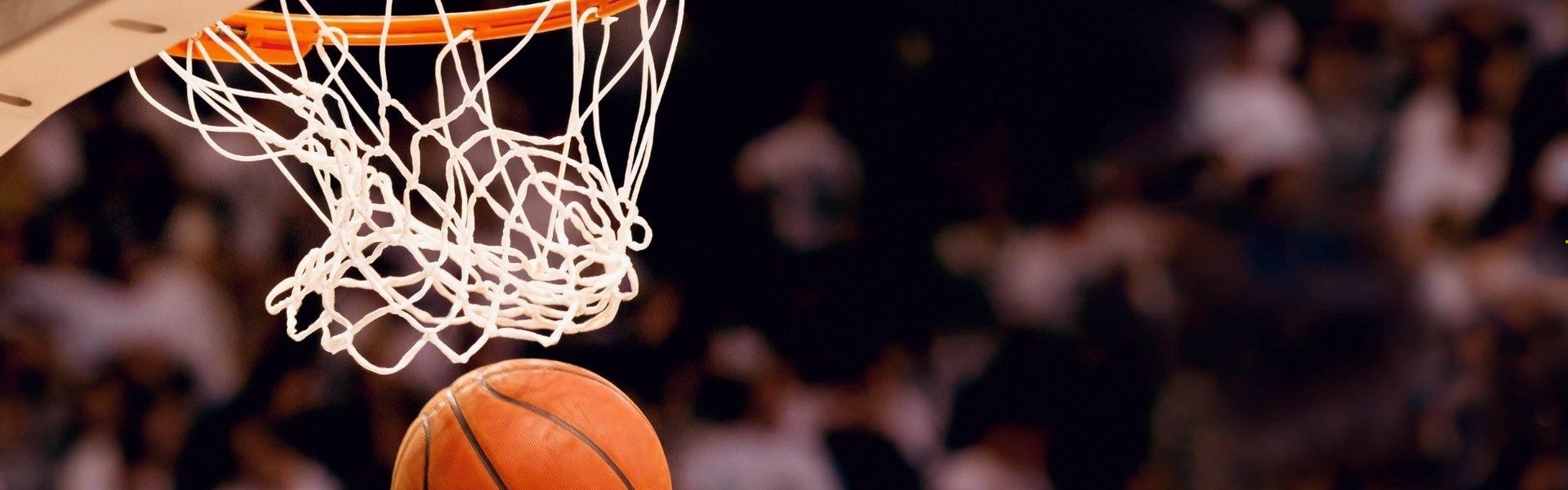 国羽新星闪耀全英赛，女单小将力克世界第一创历史