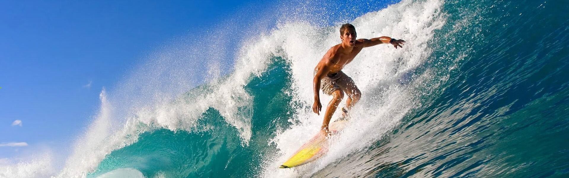 中国游泳队闪耀世锦赛，新生代选手斩获多枚金牌