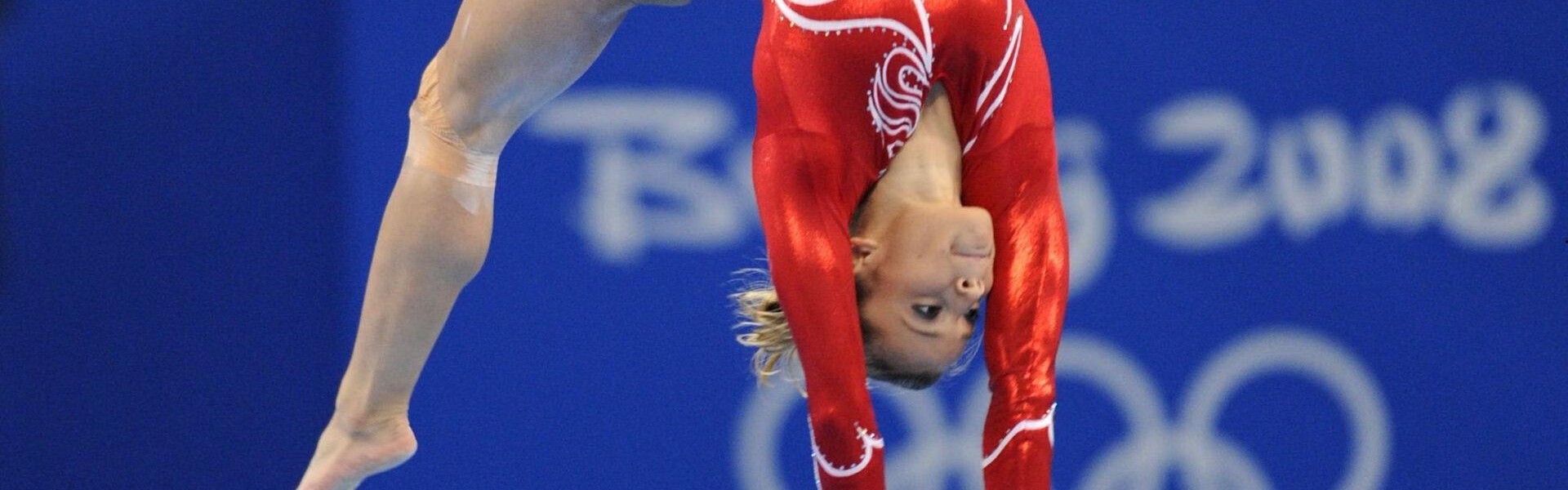 意甲纪律委员会开出罚单，那不勒斯因球迷激光笔干扰比赛被处以5000欧元罚款